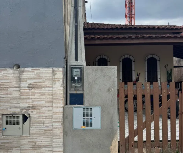 Poste padrão instalado em Caraguatatuba - foto 4