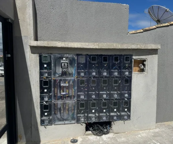 Poste padrão instalado em Caraguatatuba - foto 8